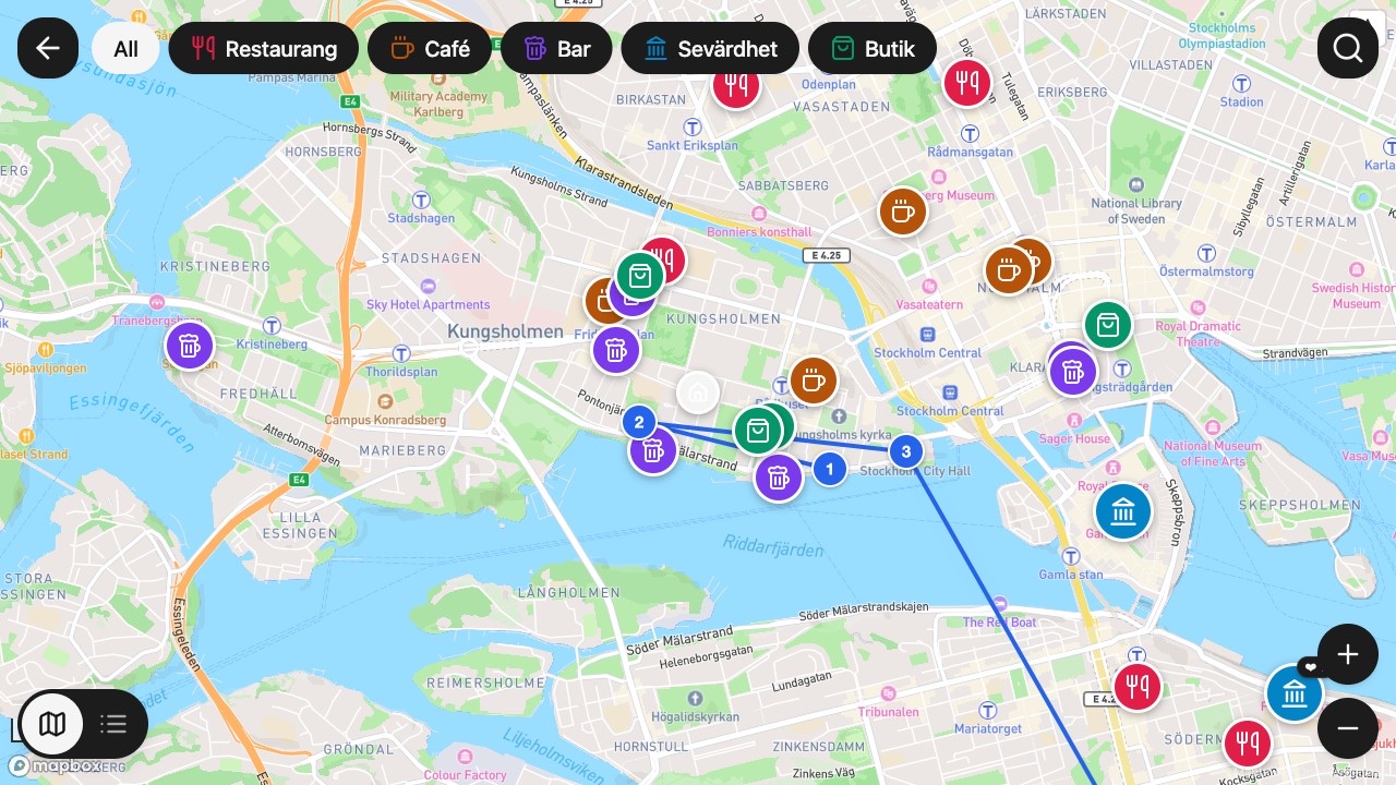 Interactive map with restaurant, café and bar pins around the apartment